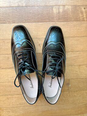 Real Leather Black Wingtip Oxfords – Fits US 8–8.5 Wide